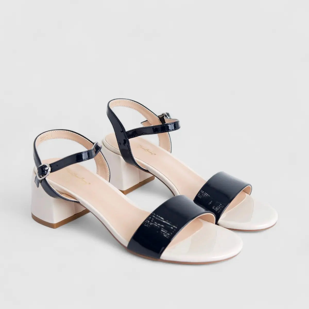 Bulbul Ladies Low Block Heel Casual Sandal Off White Navy HAR055