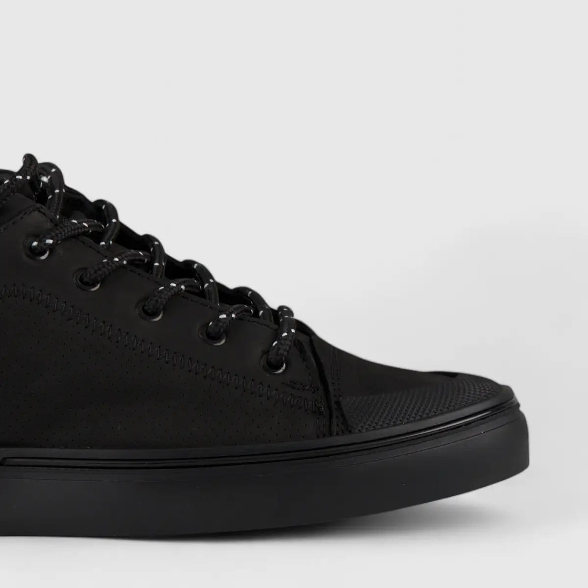 Bulletti Lace Up Sneaker Black 152-17134 Sneakers | familyshoecentre