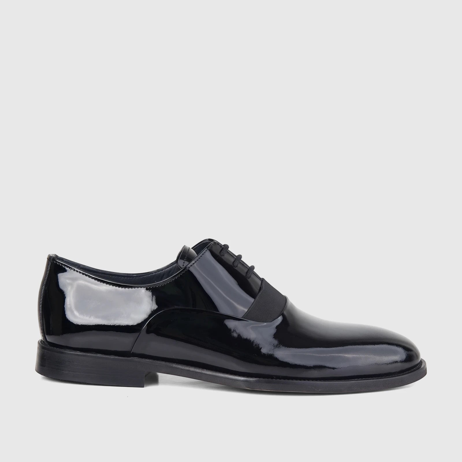 Bulletti Men's Leather Dress Lace Up 128-21 BC82 in black patent with a sleek glossy finish and classic silhouette.