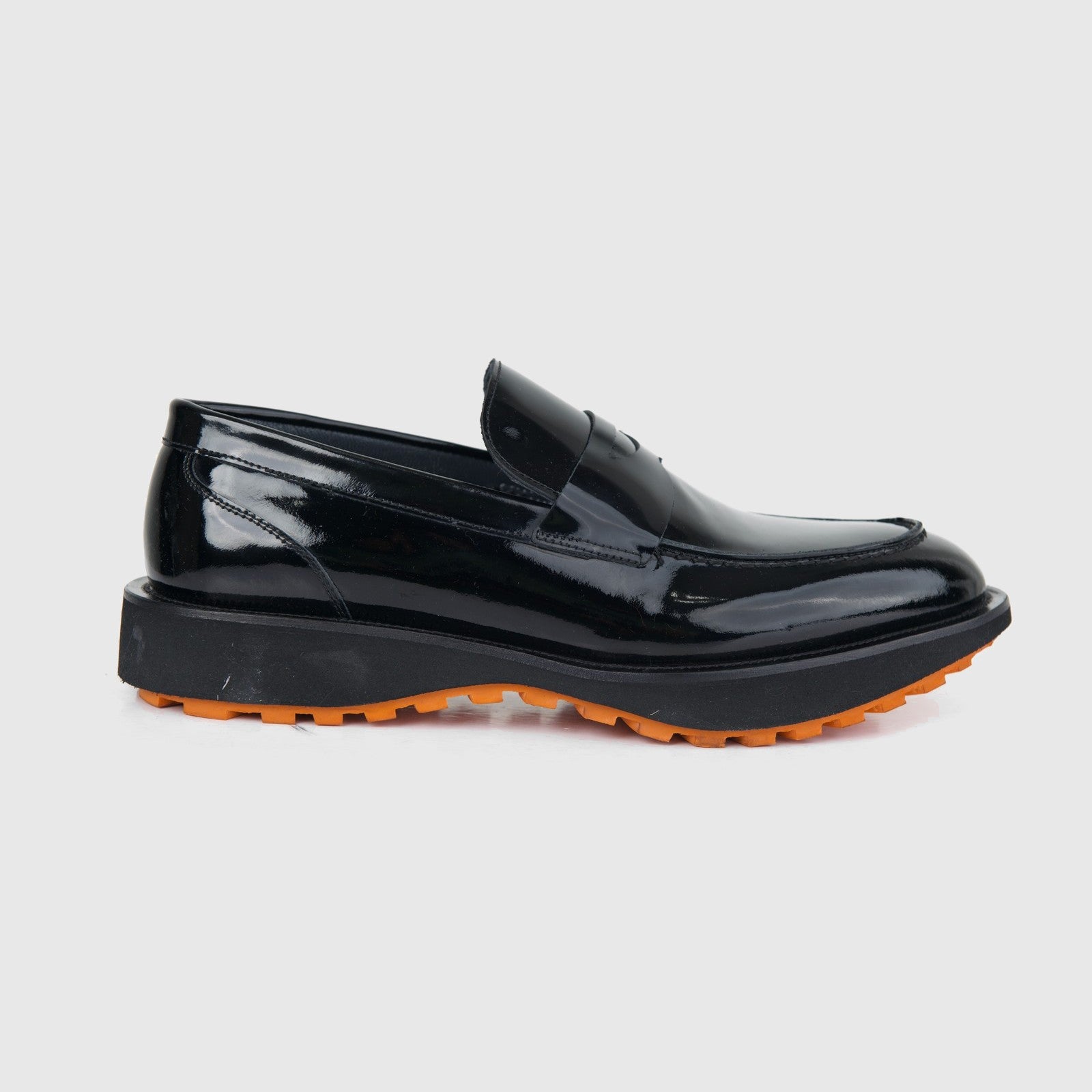 Bulletti men's leather chunky sole slip on 96-553 black patent loafer, side view with orange tread.