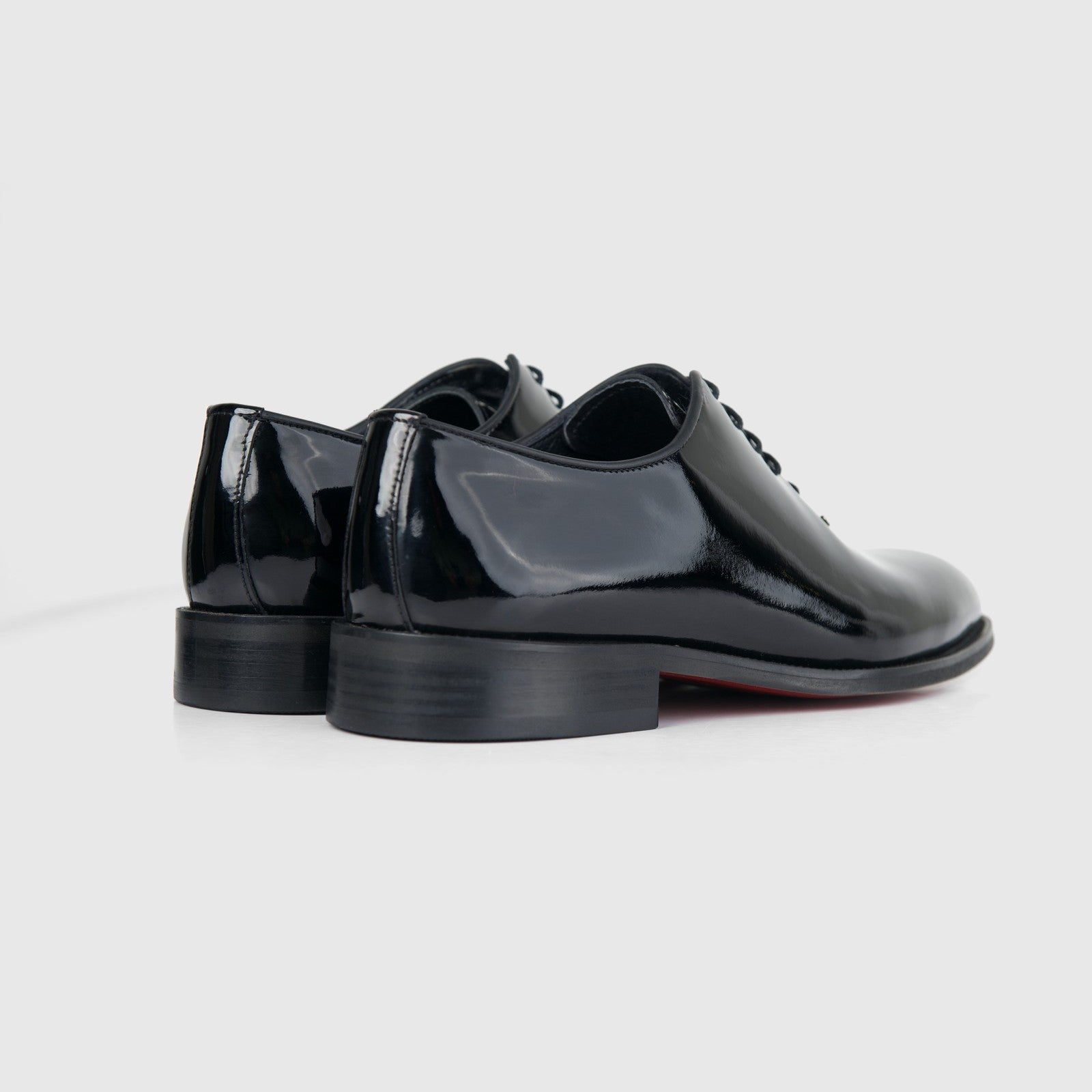 Bulletti Men's Leather Dress Lace Up 1-421 black patent leather oxford shoes, rear side view showing glossy finish and low