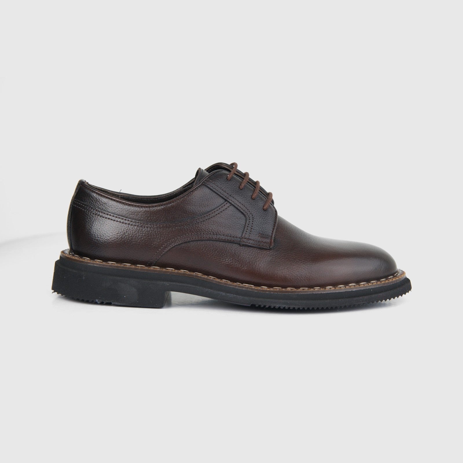 Bulletti men's leather chunky sole lace up 96-361 brown shoe, side view with black treaded outsole