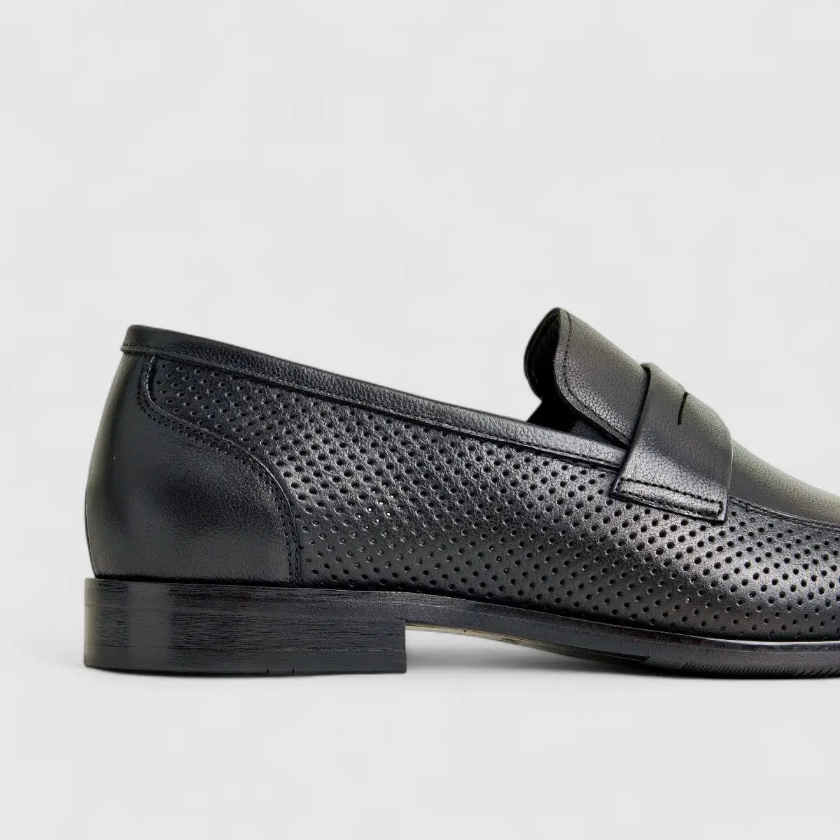 Morbido Mens Slip on Black J2352-06-C515 MM2