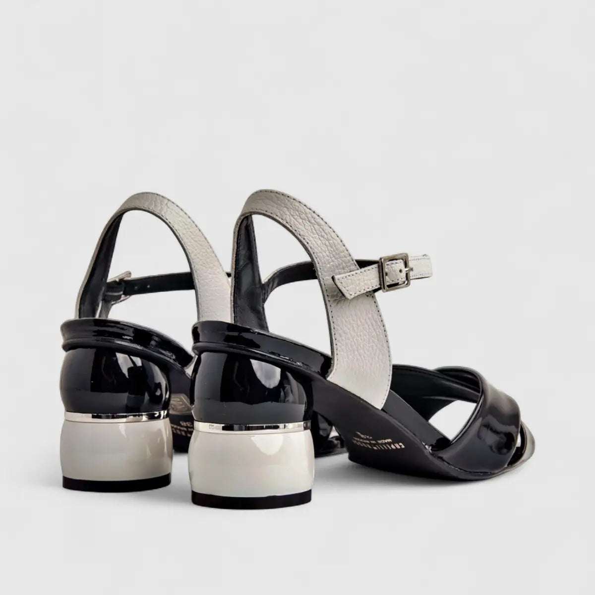 Capelli Rossi Leather Ladies Block Heel Sandal 10088 Black White CR69