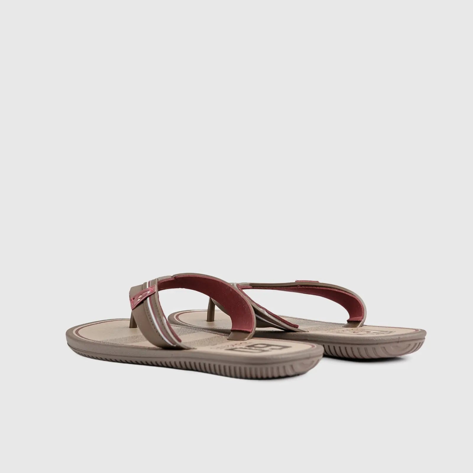 Cartago Detroit 2 Thong Brown 12299 Sandals | familyshoecentre