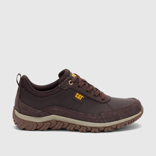 Cat Men's Press Lo P727275 casual shoe in coffee bean brown. Men's synthetic leather and suede sneaker, side view.