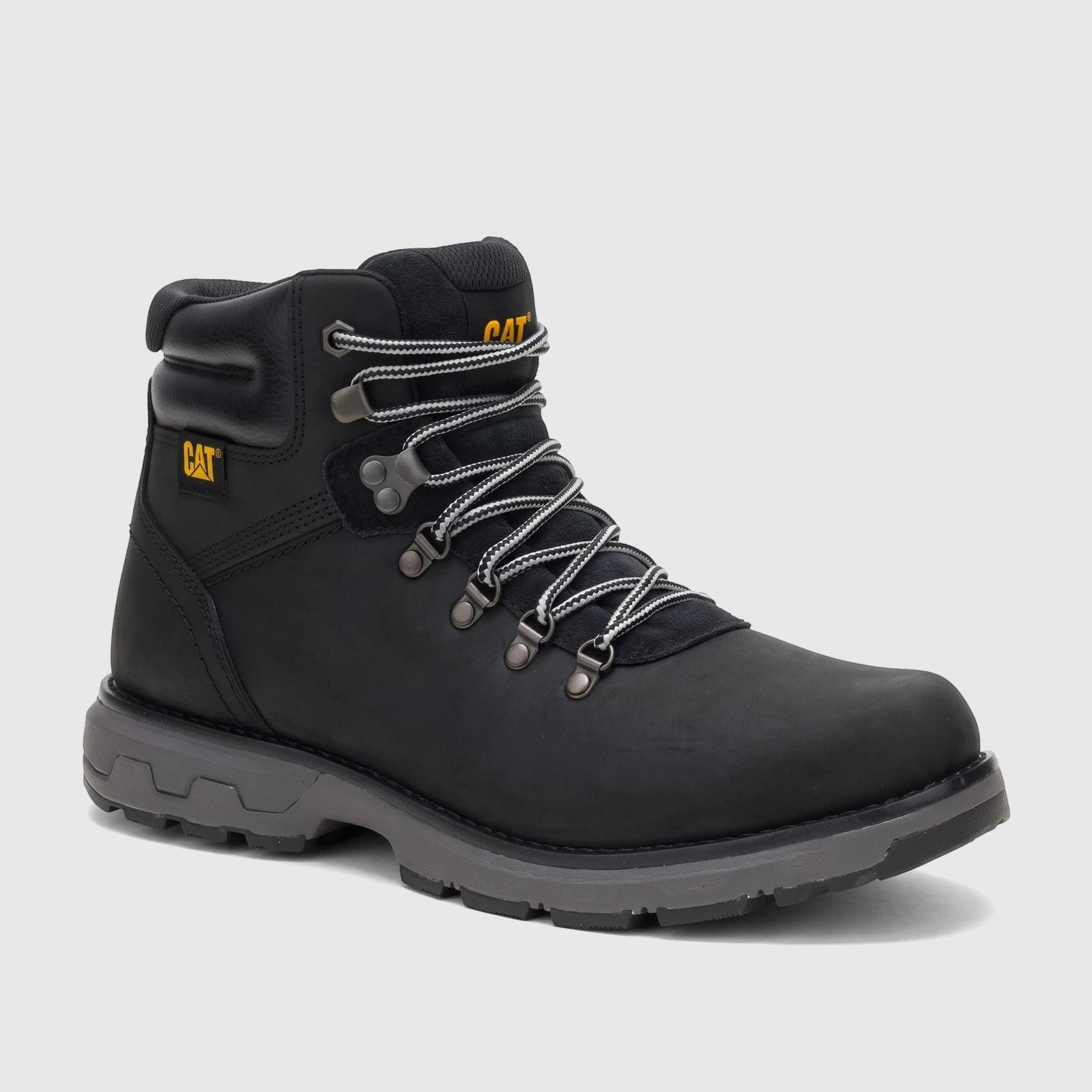 Cat Men's Pursue Hiker P727002 Black CT397, a black leather hiking boot with gray sole and striped laces, side view.