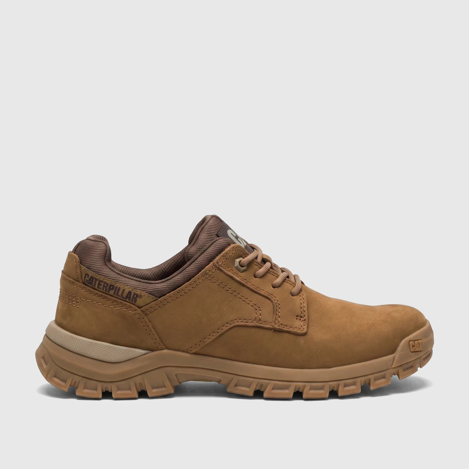 Cat Men's Threshold Lace Low P726893 shoes in bronze brown, featuring a durable design and secure lacing, viewed from the