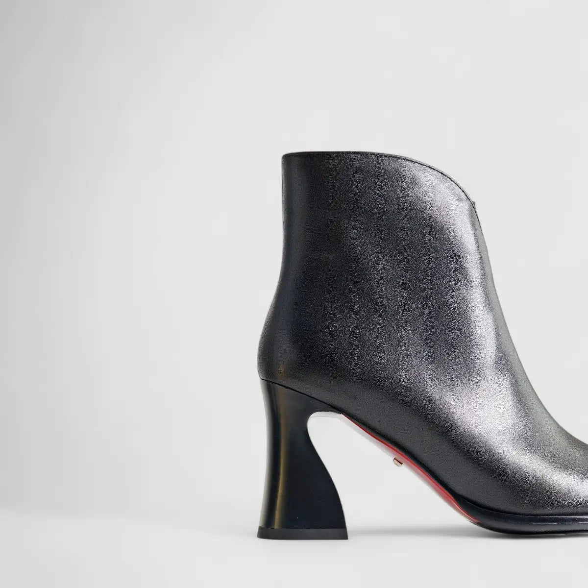 Bulbul Leather Ankle Boot Black LAR6014