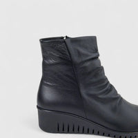 Dimato Ladies Leather Comfort Ankle Boot With Wedge 015.2001 Black DM84