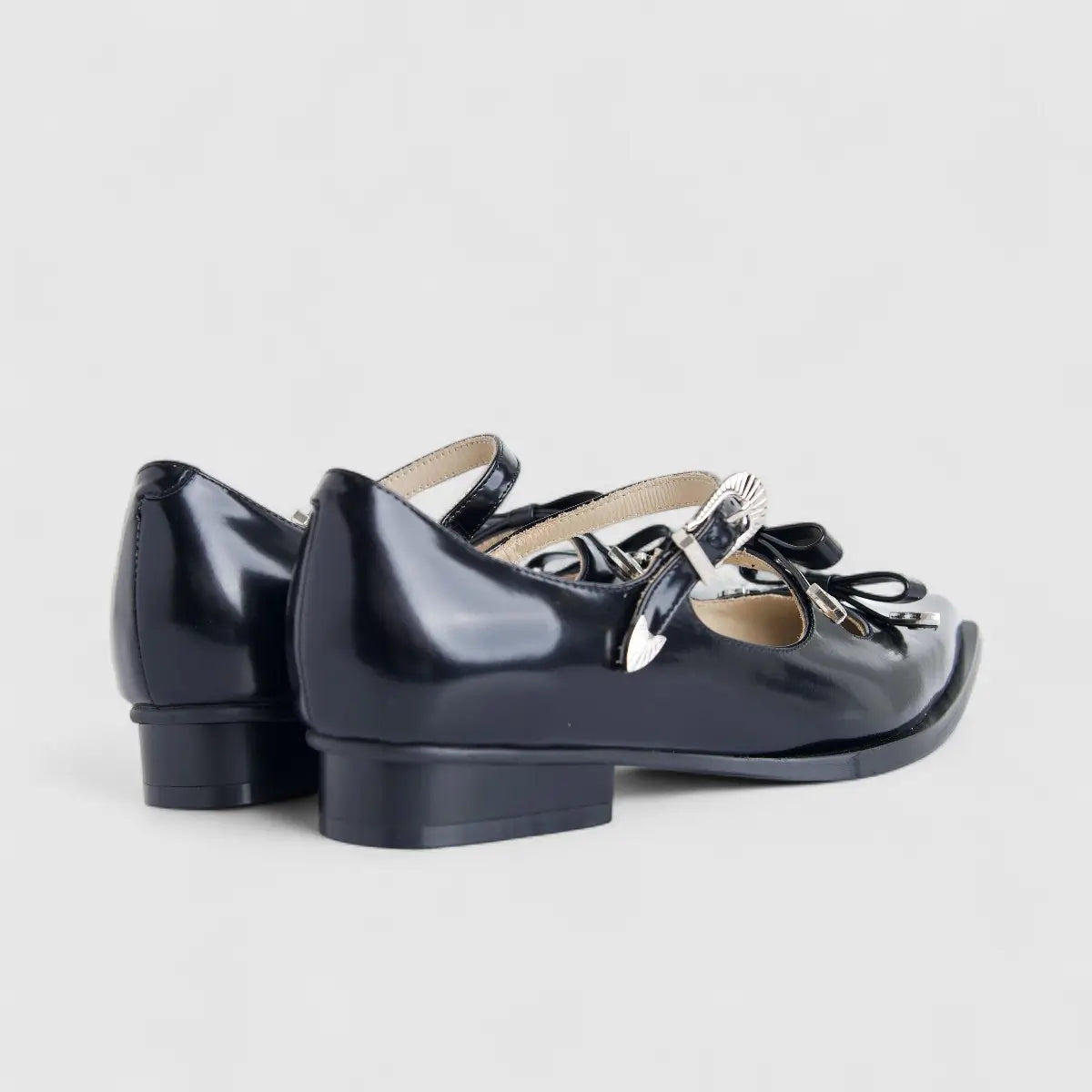 Morbido Ladies Leather Pump Black PON008