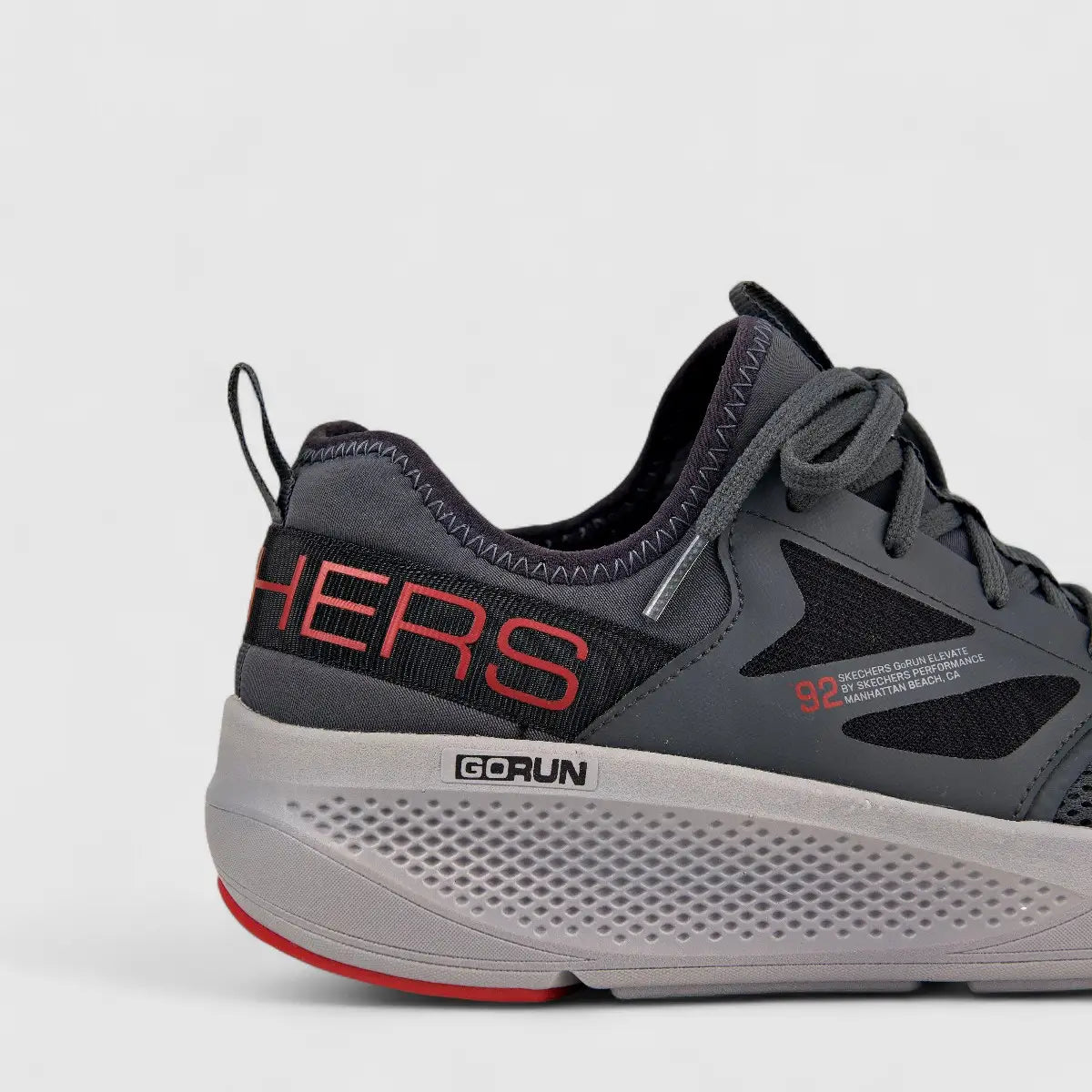 Skechers Men's Comfort Sneaker Go Run Elevate 220182 Charcoal Red SM87