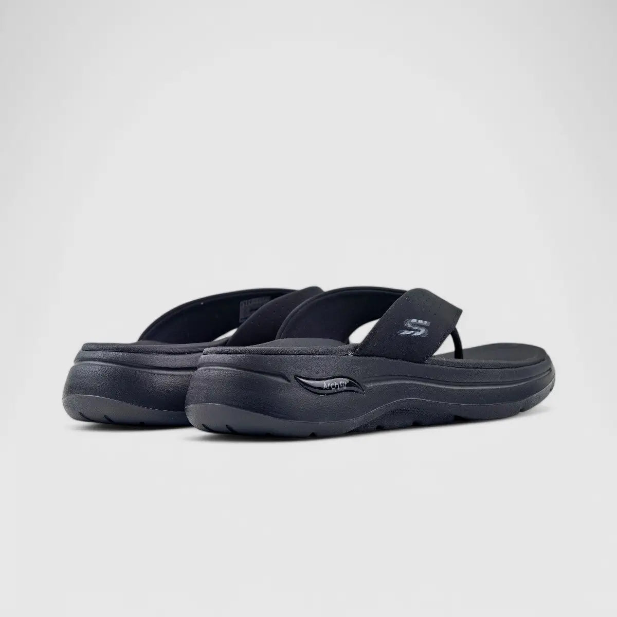 Skechers Mens Go Walk Arch Fit Sandal Black 229063
