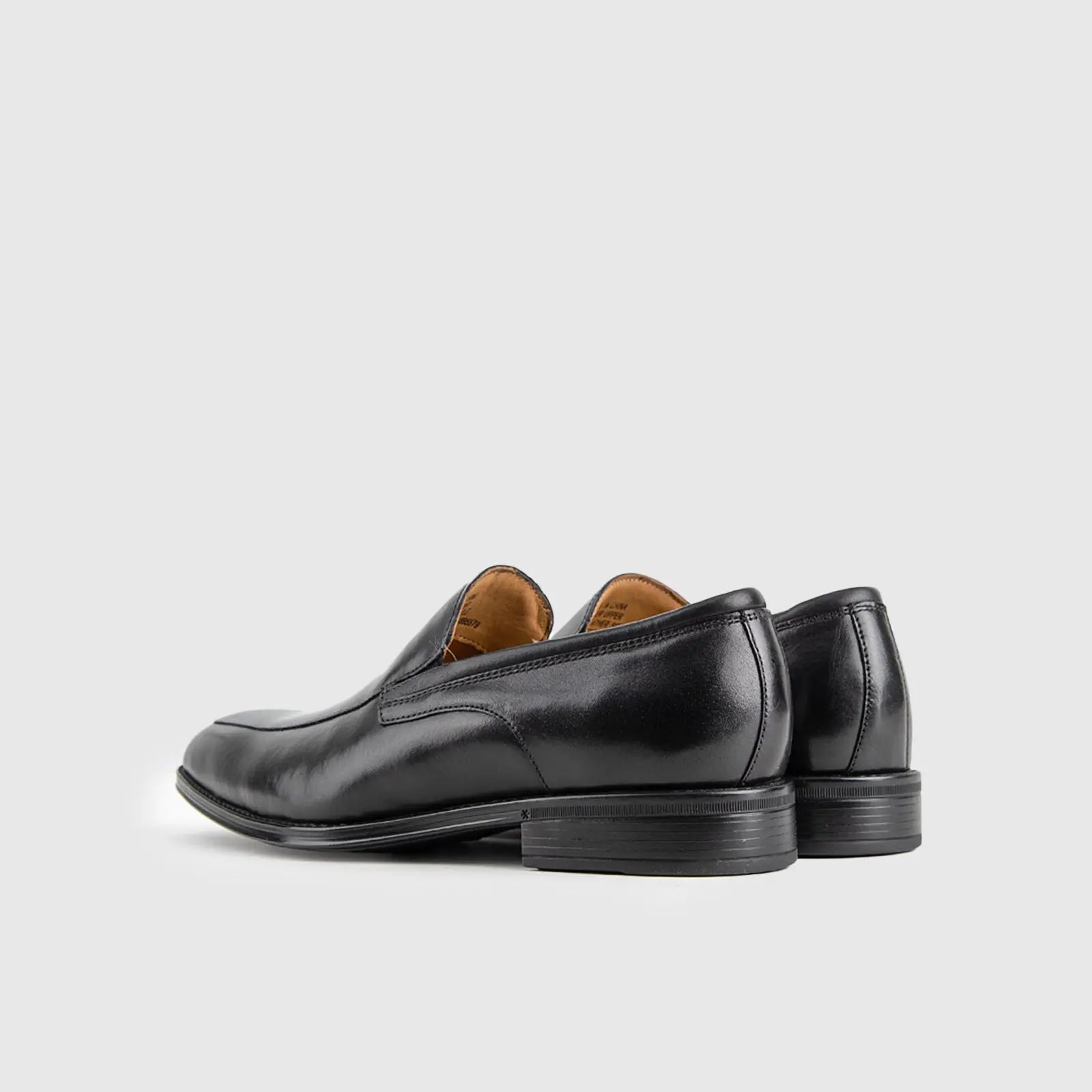 FLORSHEIM AMELIO MOC TOE BLACK Oxfords | familyshoecentre