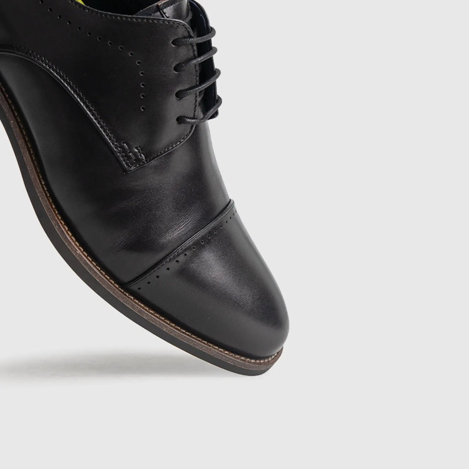 FLORSHIEM CIRRIUS BLACK Gents Shoes | familyshoecentre