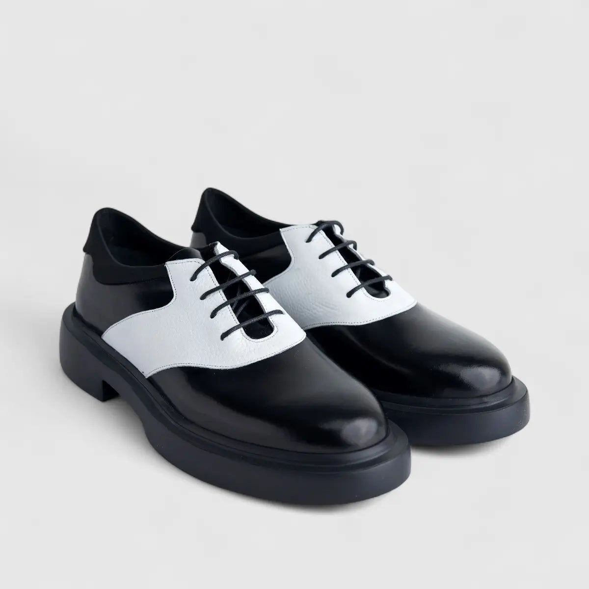 Formales Men's Leather Chunky Sole Lace Up 2309 Black/White FC135