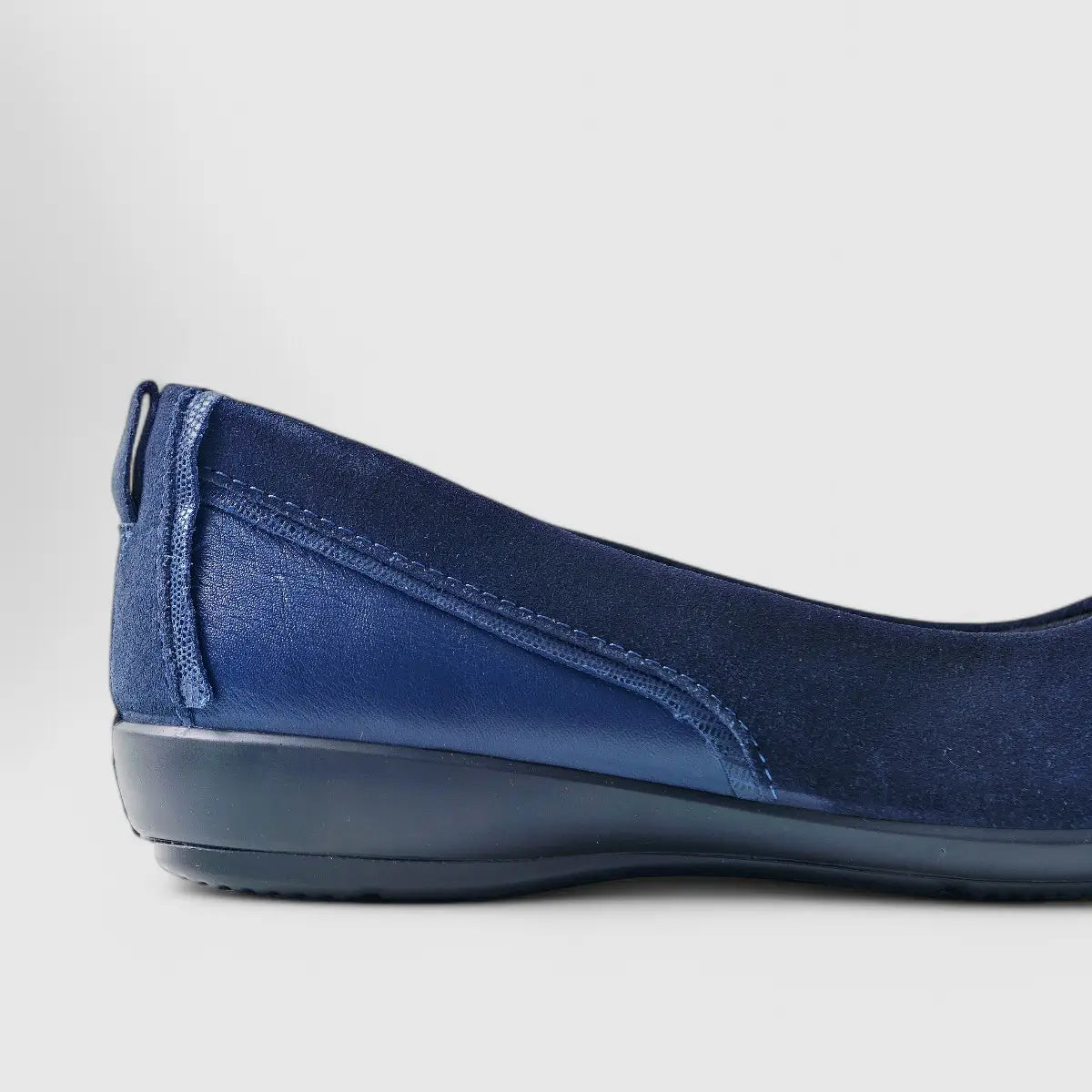 Hotter Wren Comfort Slip On Navy Pumps | familyshoecentre