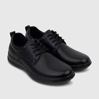 HP Men's Comfort Lace Up Stefan black shoes made of leather-like material, featuring a rounded toe and durable sole, angled