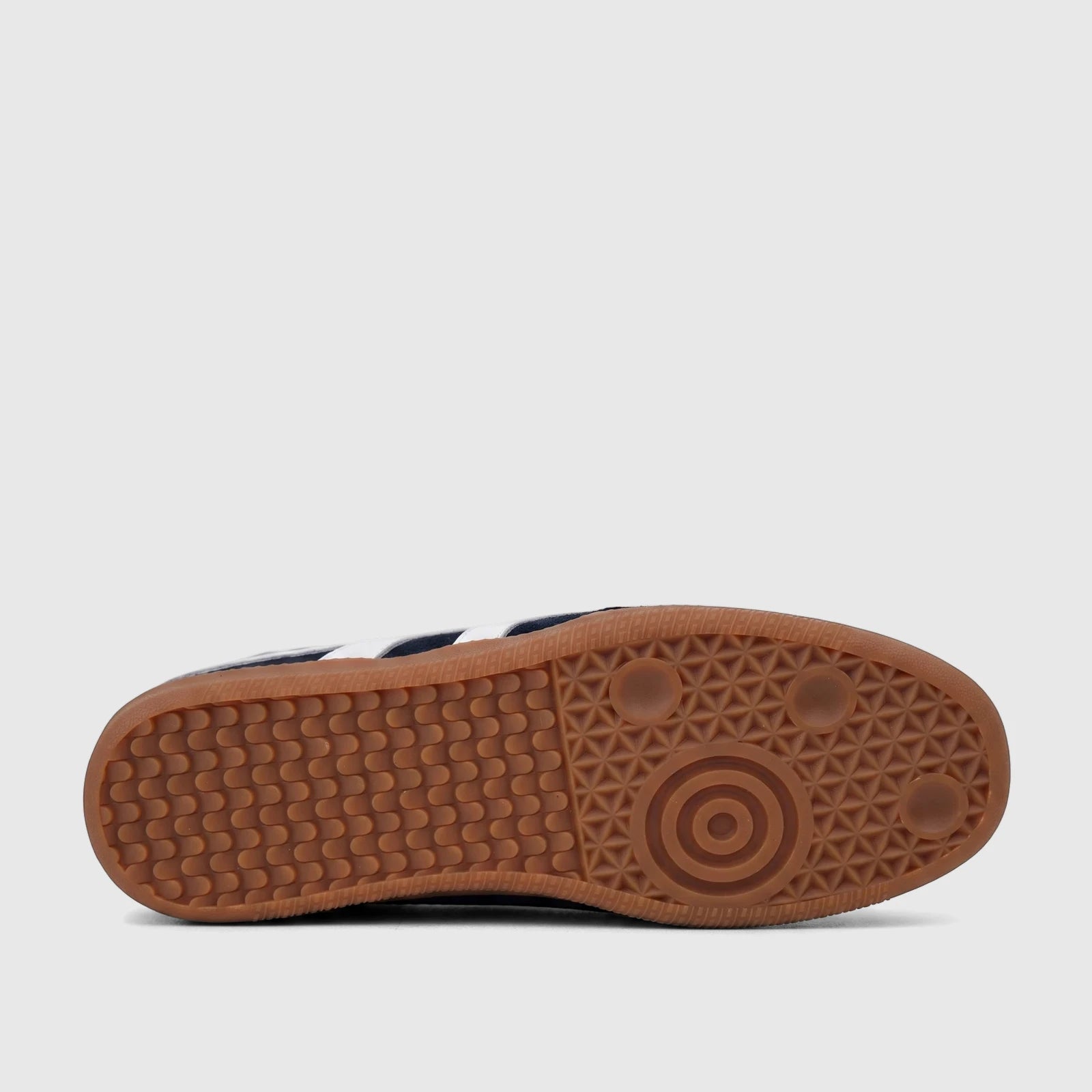 Bottom view of HP Men's Comfort Leather Sneaker Freddy HPM01047 Navy HP319, showcasing the brown gum sole with unique tread