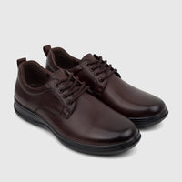 Pair of HP Men's Comfort Stefan lace-up shoes in chocolate brown leather, angled on a white surface.