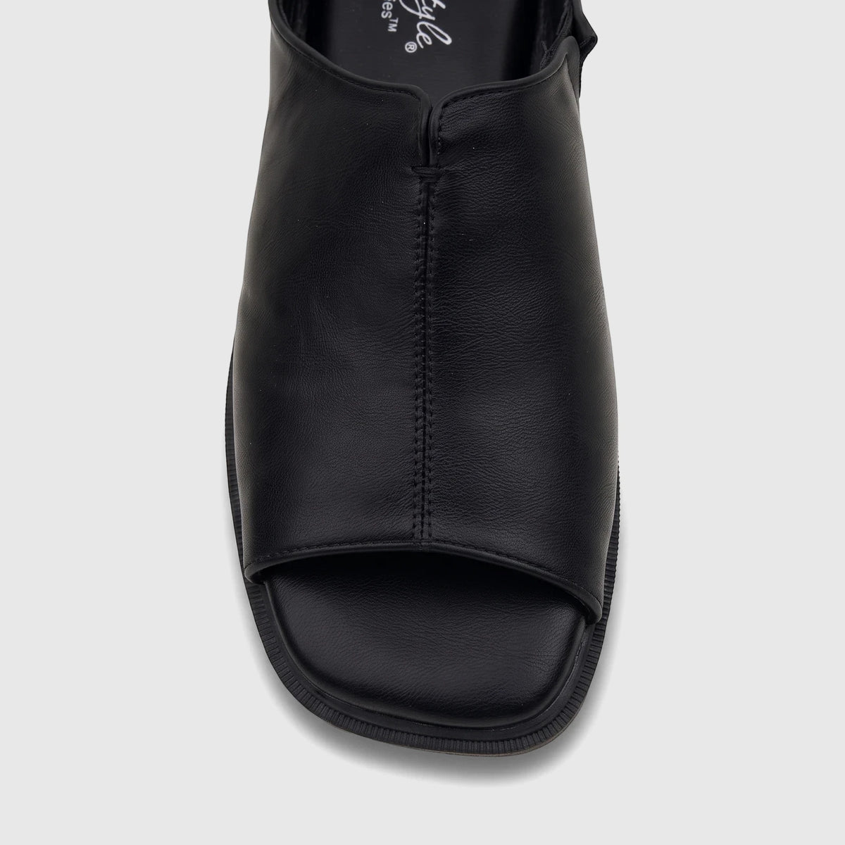 Black Hush Puppies Soft Style Kathan comfort sandal for ladies, featuring an open-toe design and thick sole.