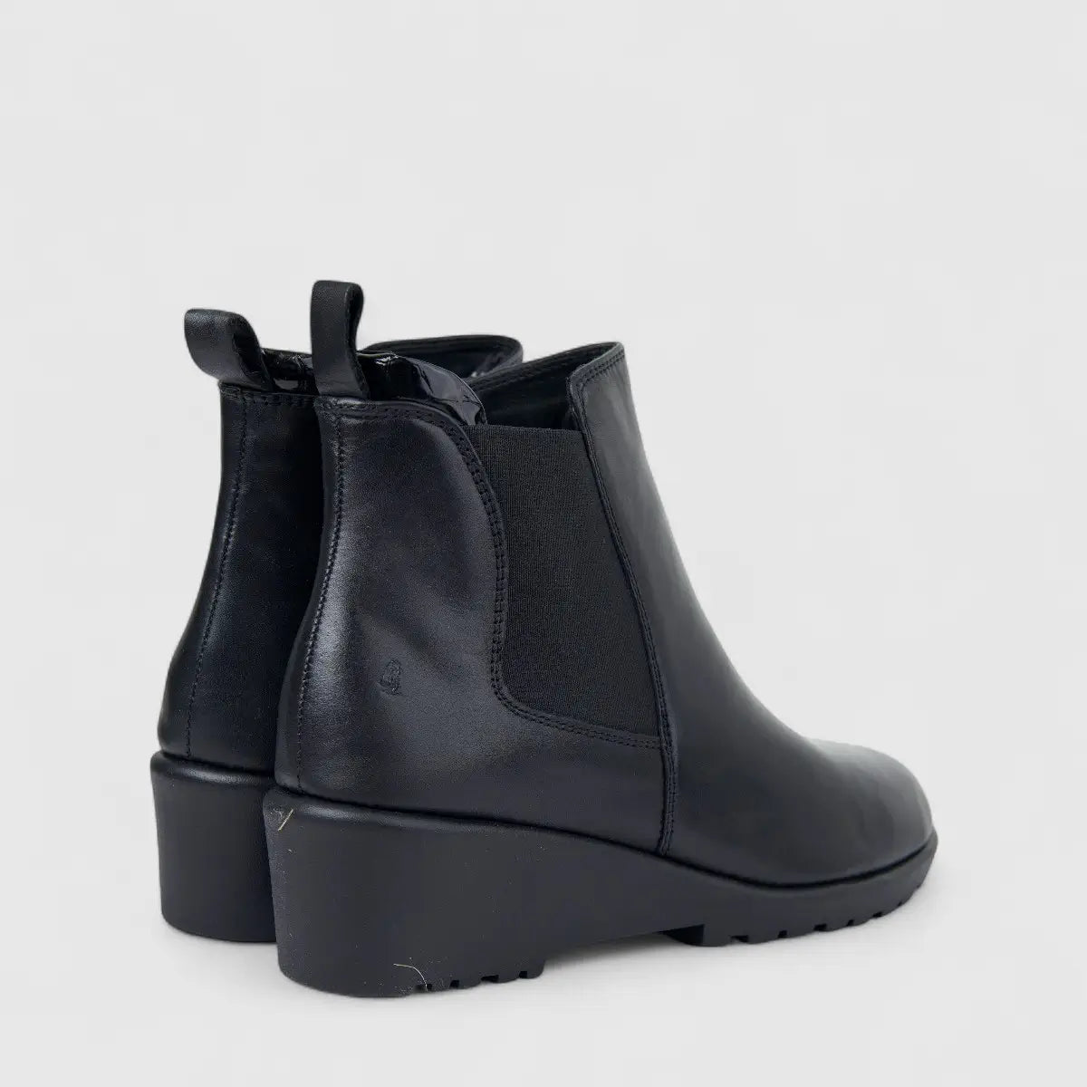 Hush Puppies Ladies Leather Ankle Boot HPL01469 Brielle Black DB39