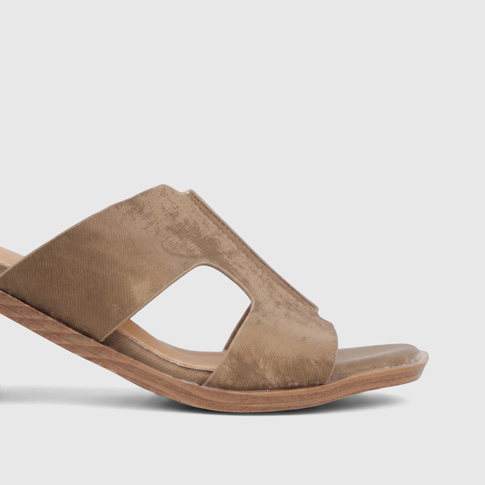Hush Puppies Soft Style Ladies Block Heel Sandal Abby in bronze, featuring a textured upper and a low block heel.