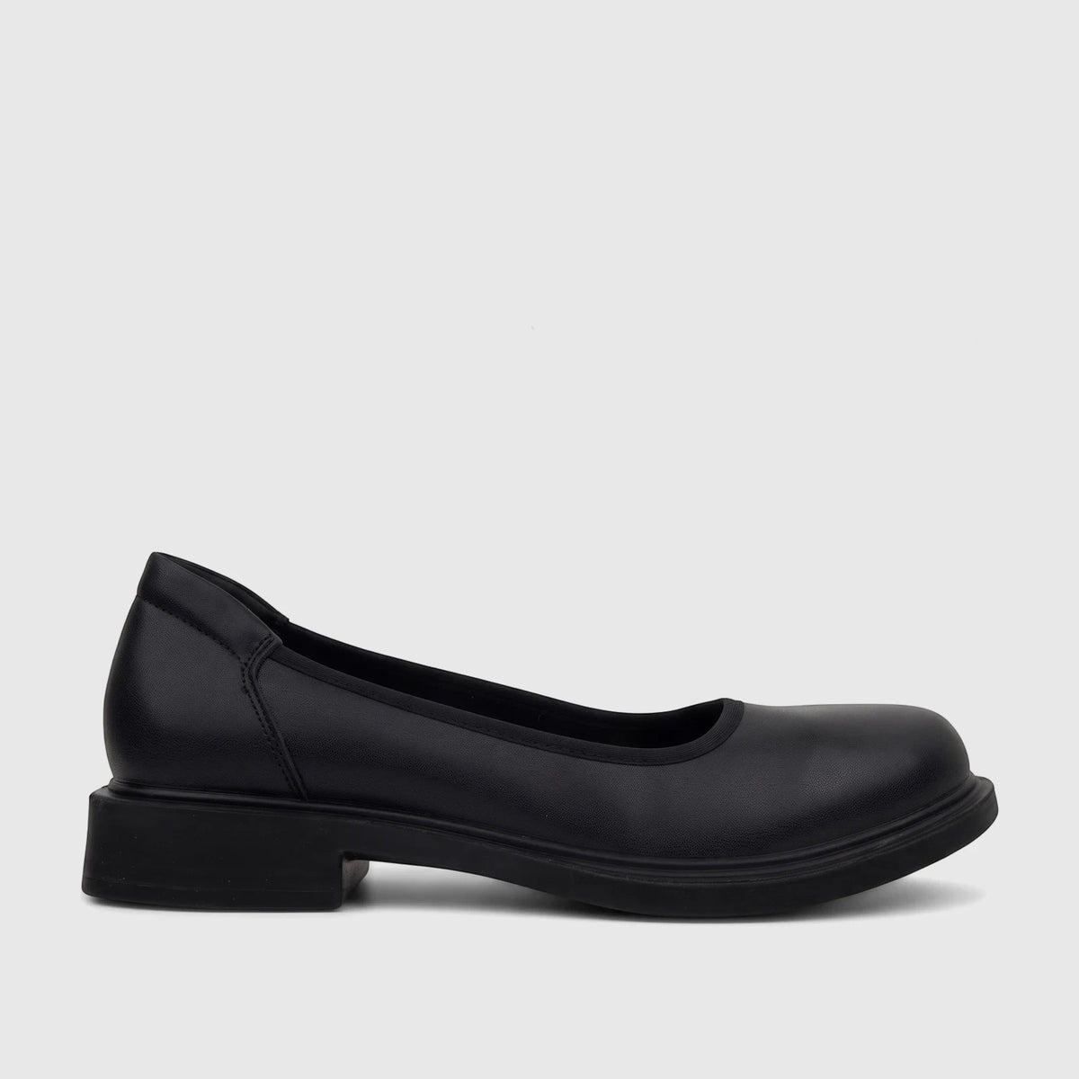 Hush Puppies Soft Style Ladies Valonia Comfort Pump in black leather, with a low block heel, shown from a side profile.