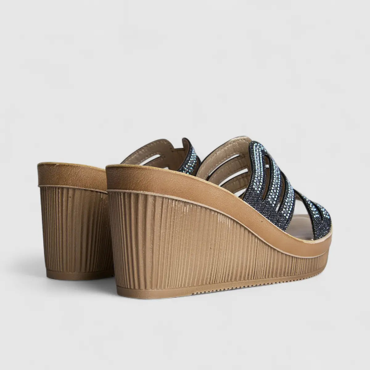 Inblu Ladies Comfort Slip On Wedge AS000038 Black AL44