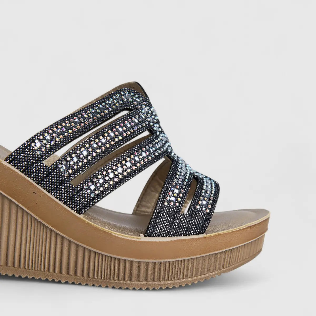 Inblu Ladies Comfort Slip On Wedge AS000038 Black AL44