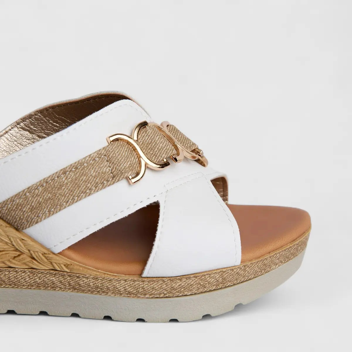 Inblu Ladies Comfort Slip On Wedge FG000040 White AL41
