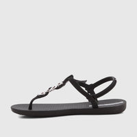 Black Ipanema Class Lizz women's sandal with a silver chain-link thong strap and adjustable ankle strap.