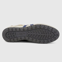White and blue Kamo-Gutsu Men's Leather Sneaker Tifo 044 (Bianco Jeans), detailed view of the dark grey rubber sole.