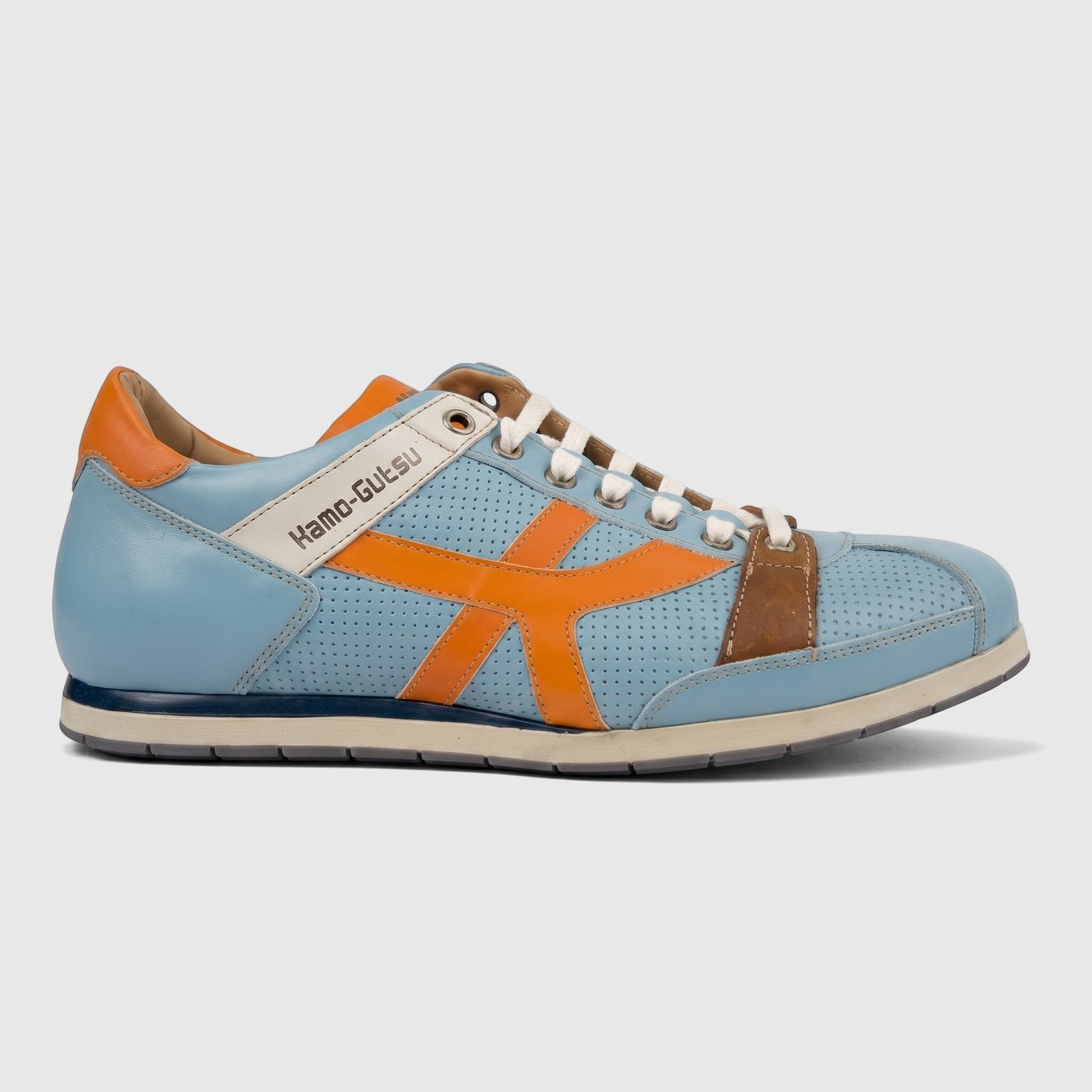 Kamo-Gutsu Men's Leather Sneaker Tifo 044 in blue and orange, featuring perforated leather and white laces, shown in a side