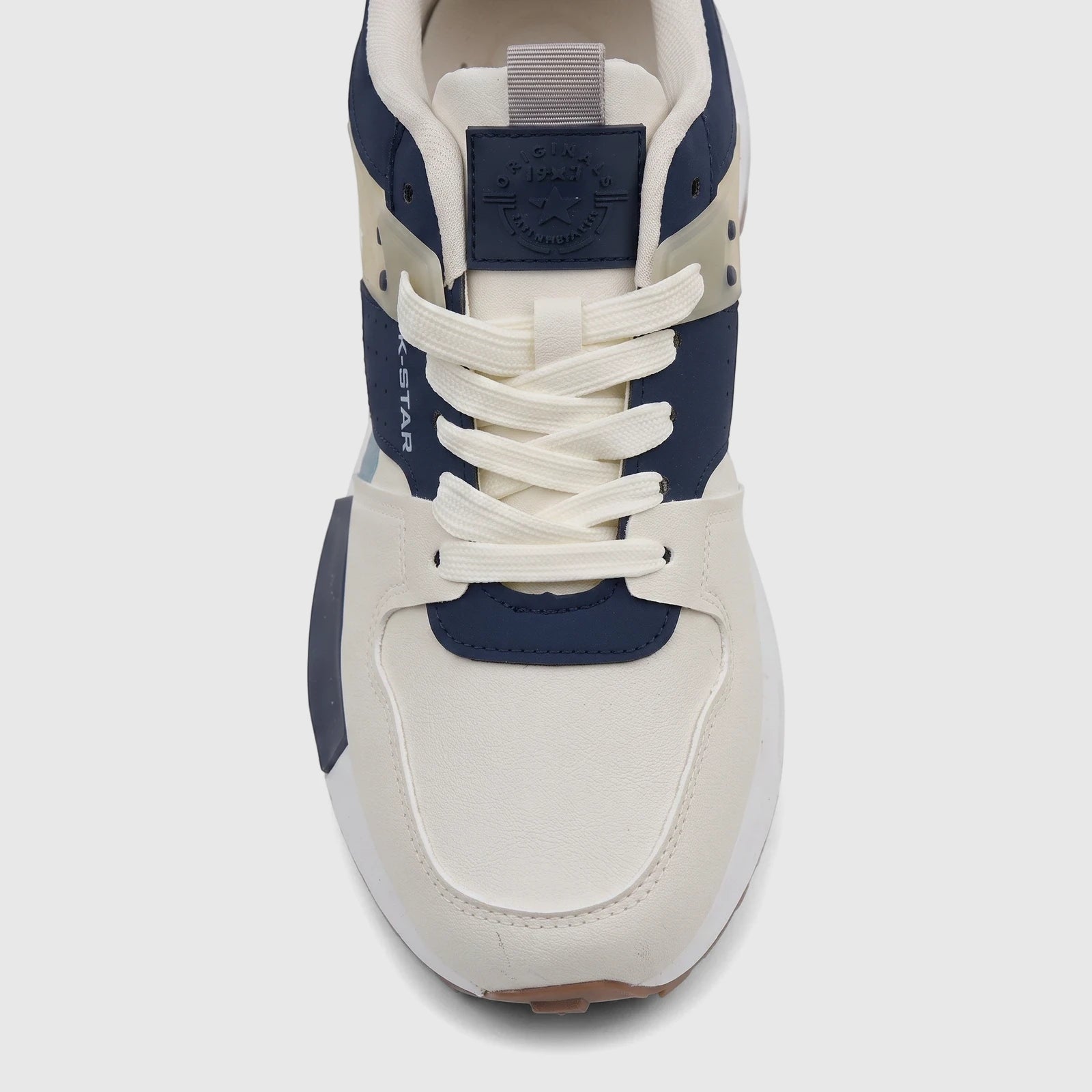 Klevas Men's Casual Sneaker Ice K7623M in beige and dark blue with white laces, viewed from the front.