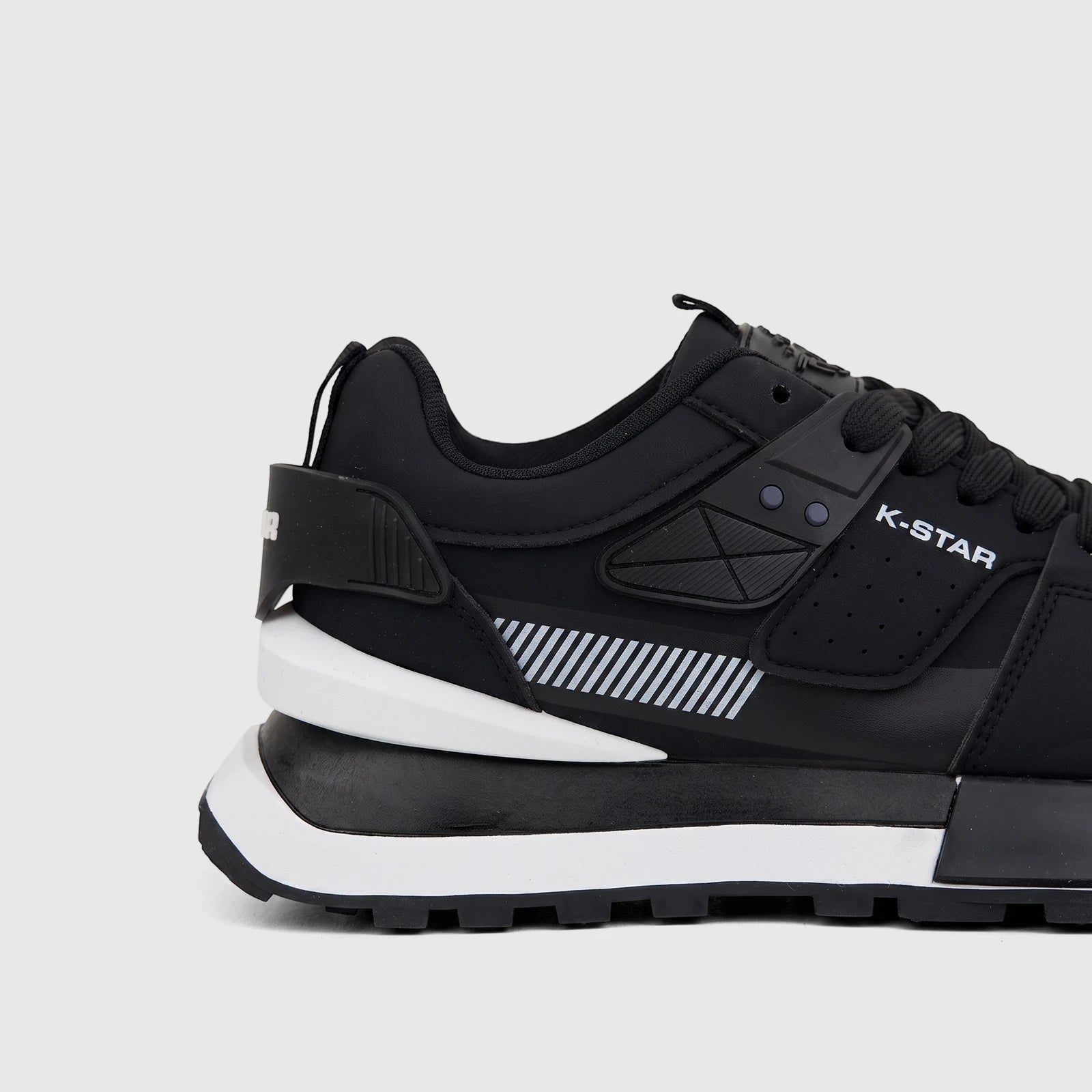 Klevas Men's Casual Sneaker Ice K7622M in black, featuring white accents, rugged sole, and K-STAR branding on the side.
