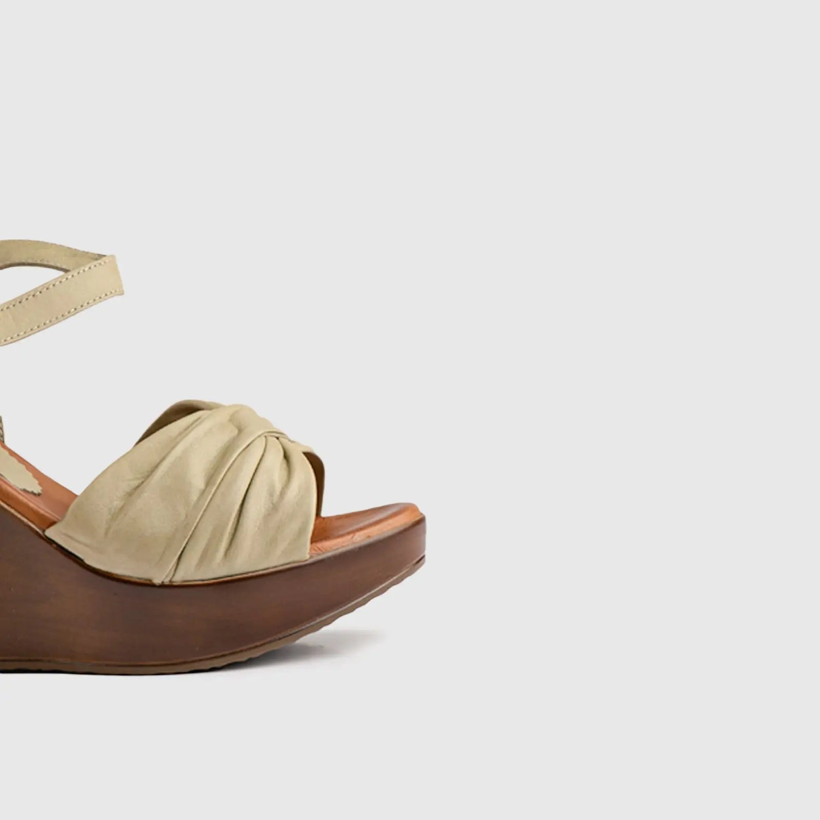 Leather Comfort Wedges Olive 10811 Sandals | familyshoecentre