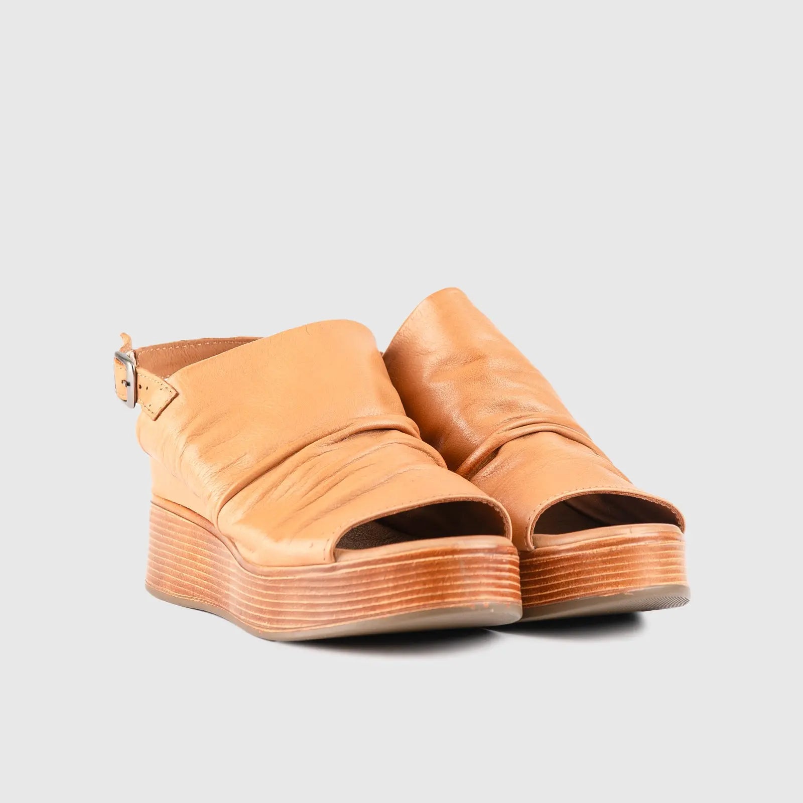 Leather Comfort Wedges Tan 8385 Sandals | familyshoecentre