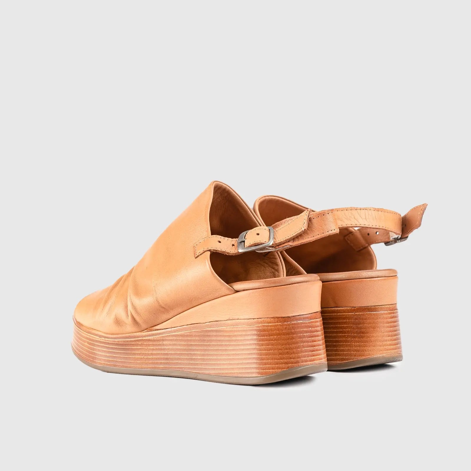 Leather Comfort Wedges Tan 8385 Sandals | familyshoecentre