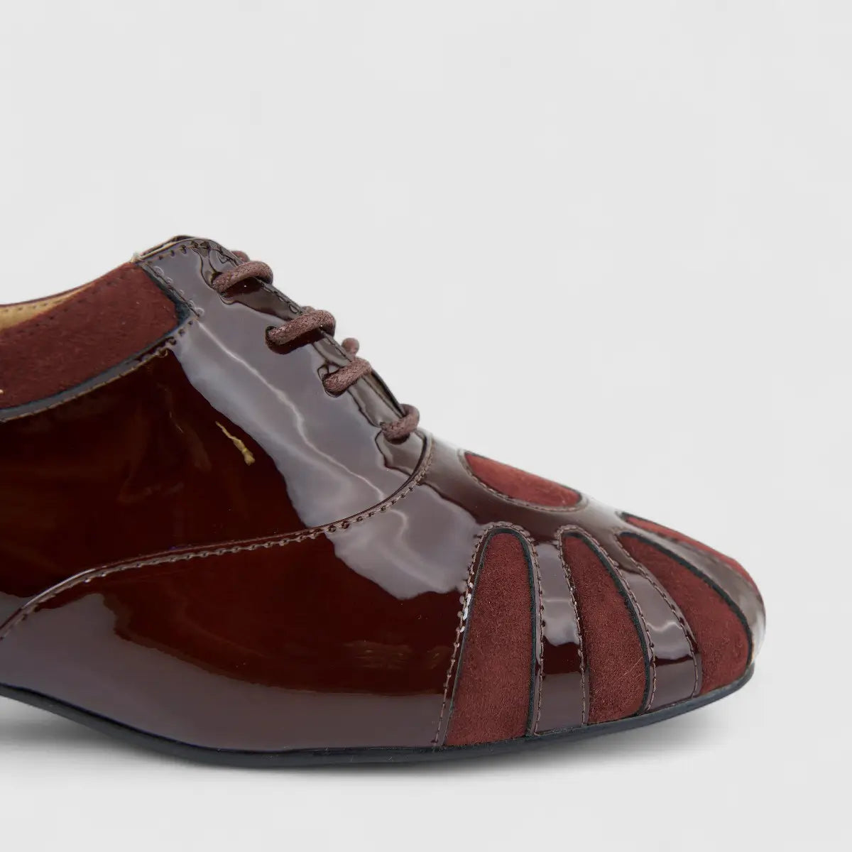 Morbido Ladies Leather Lace Up Shoe Burgundy PON024