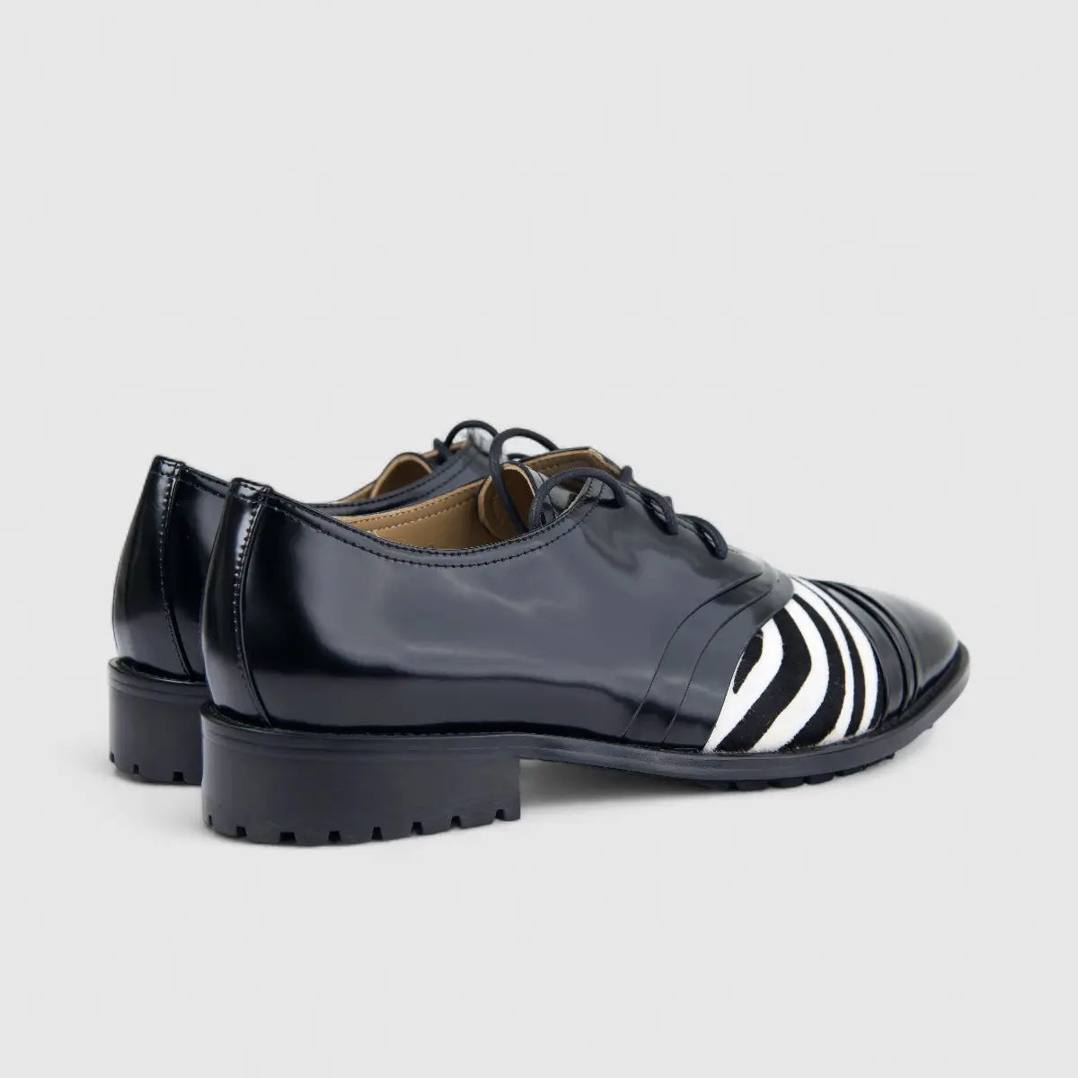 Morbido Ladies Leather Lace Up Shoe Zebra Print Black/White PON023