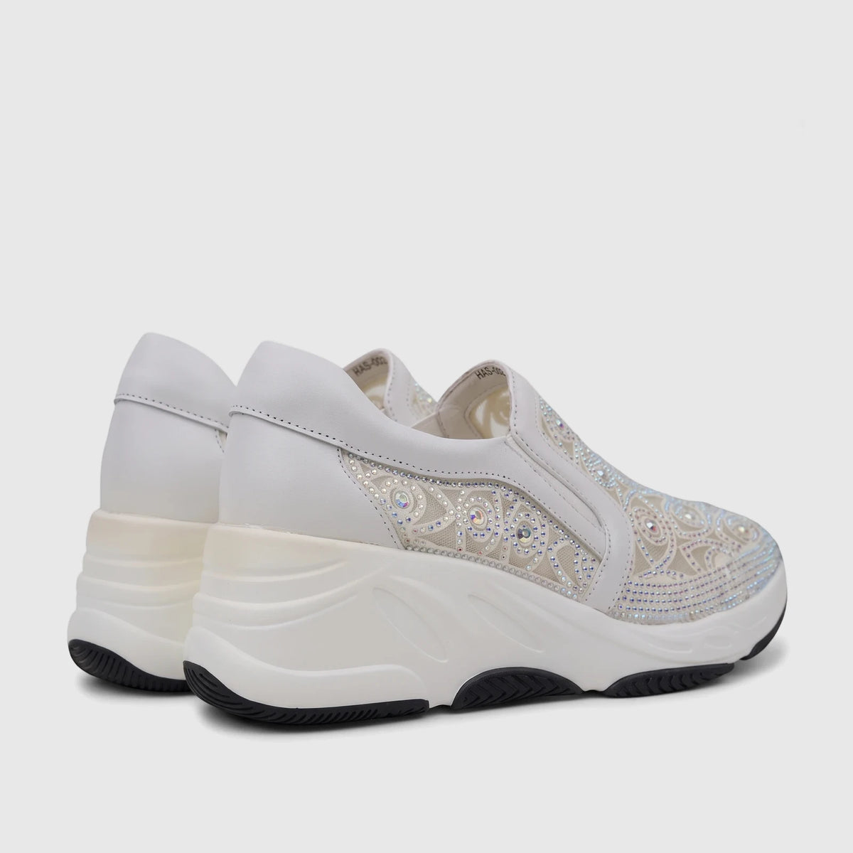 Morbido Ladies Leather Sneaker White HAS-002, adorned with sparkling rhinestones and a thick platform sole, rear quarter