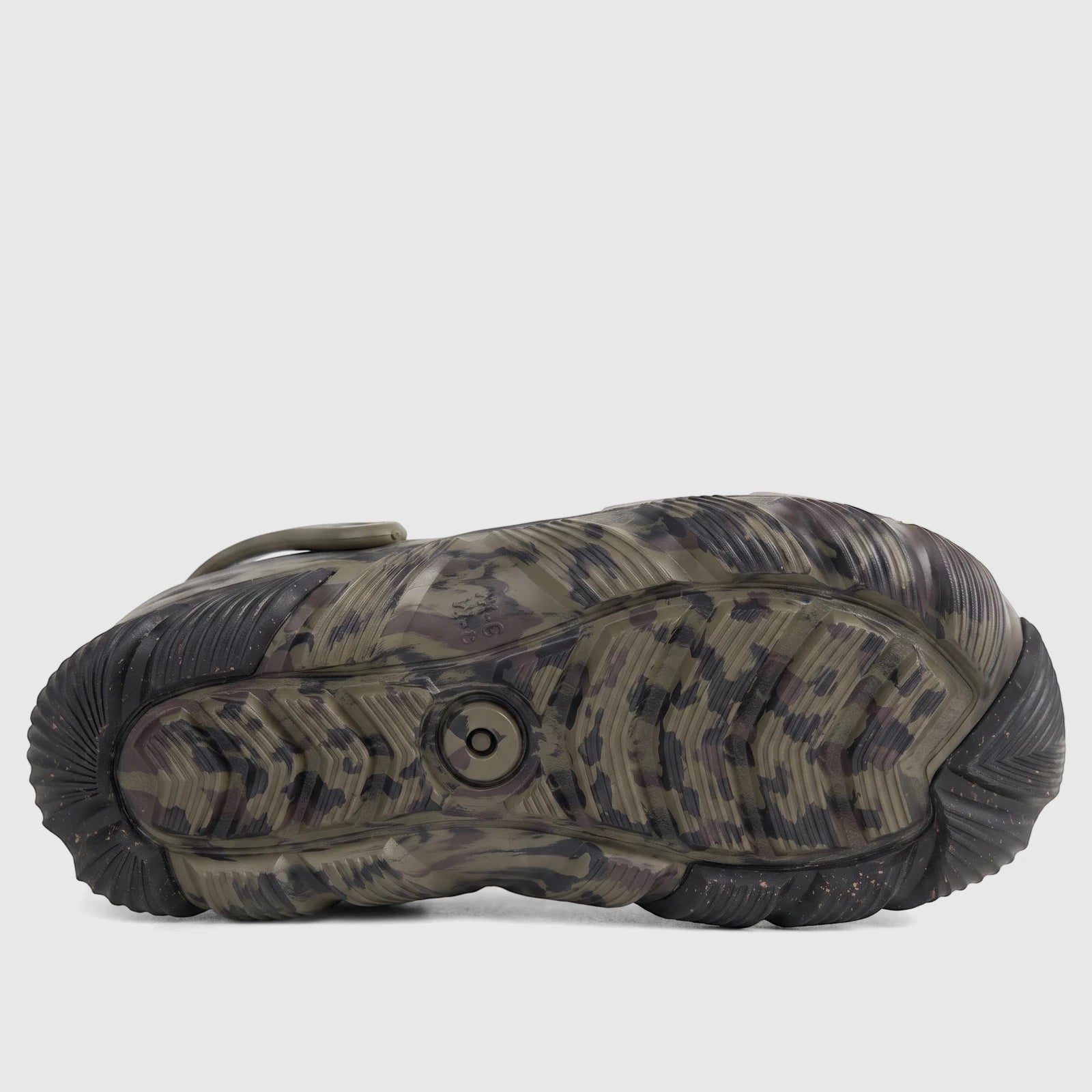 Bottom view of a Men's Ogs By Florsheim Comfort Clog in khaki and camouflage, showcasing its durable patterned sole.