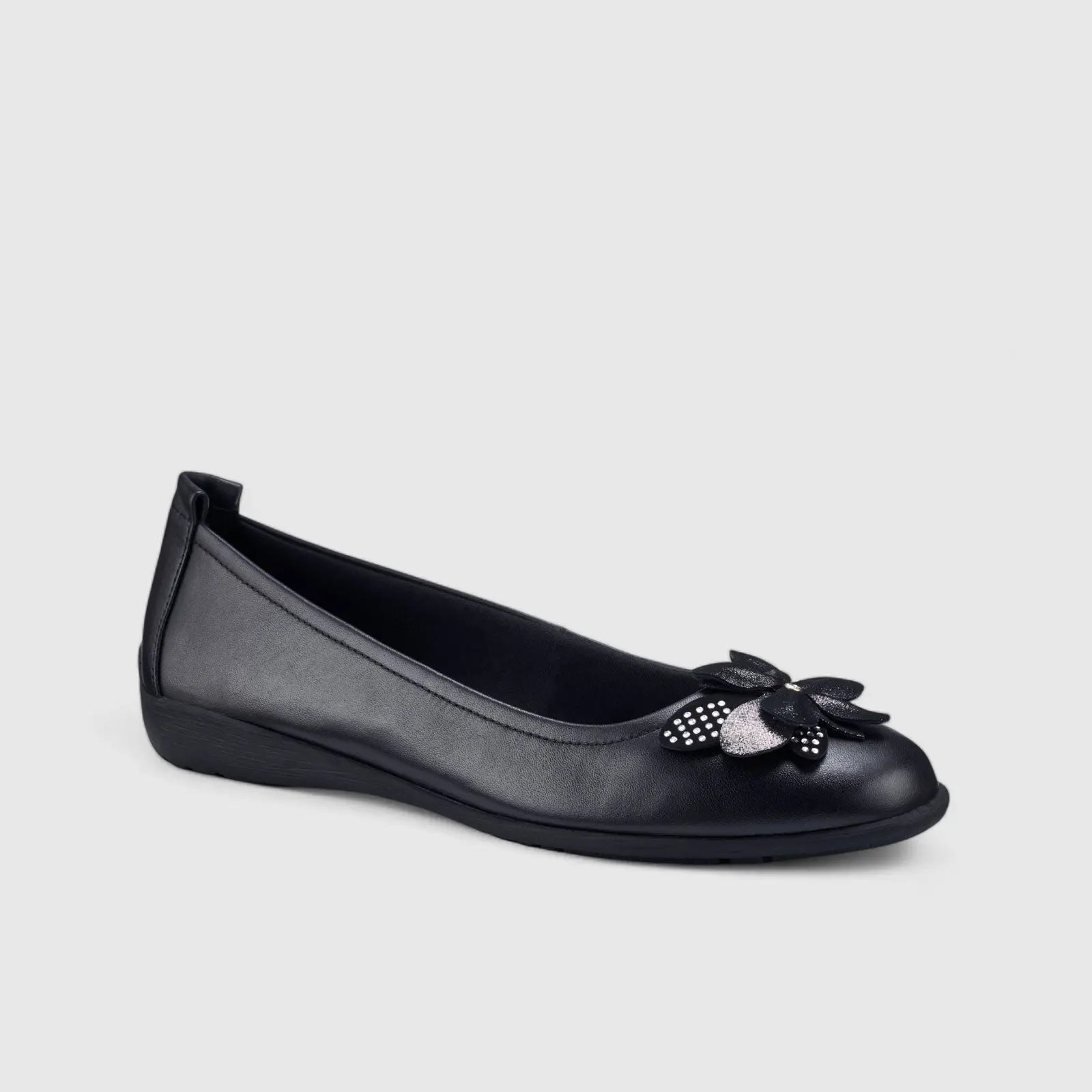 Paradise Comfort Shoe Black Pumps | familyshoecentre
