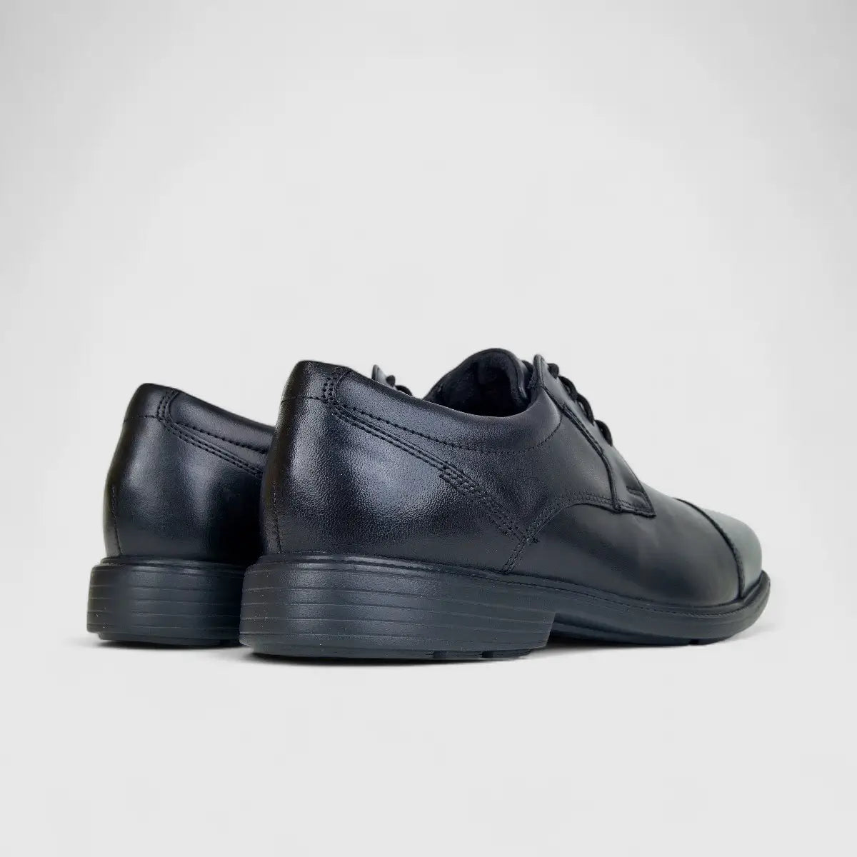 Rockport Men's lace Up Charles Road Cap Toe Black RP24
