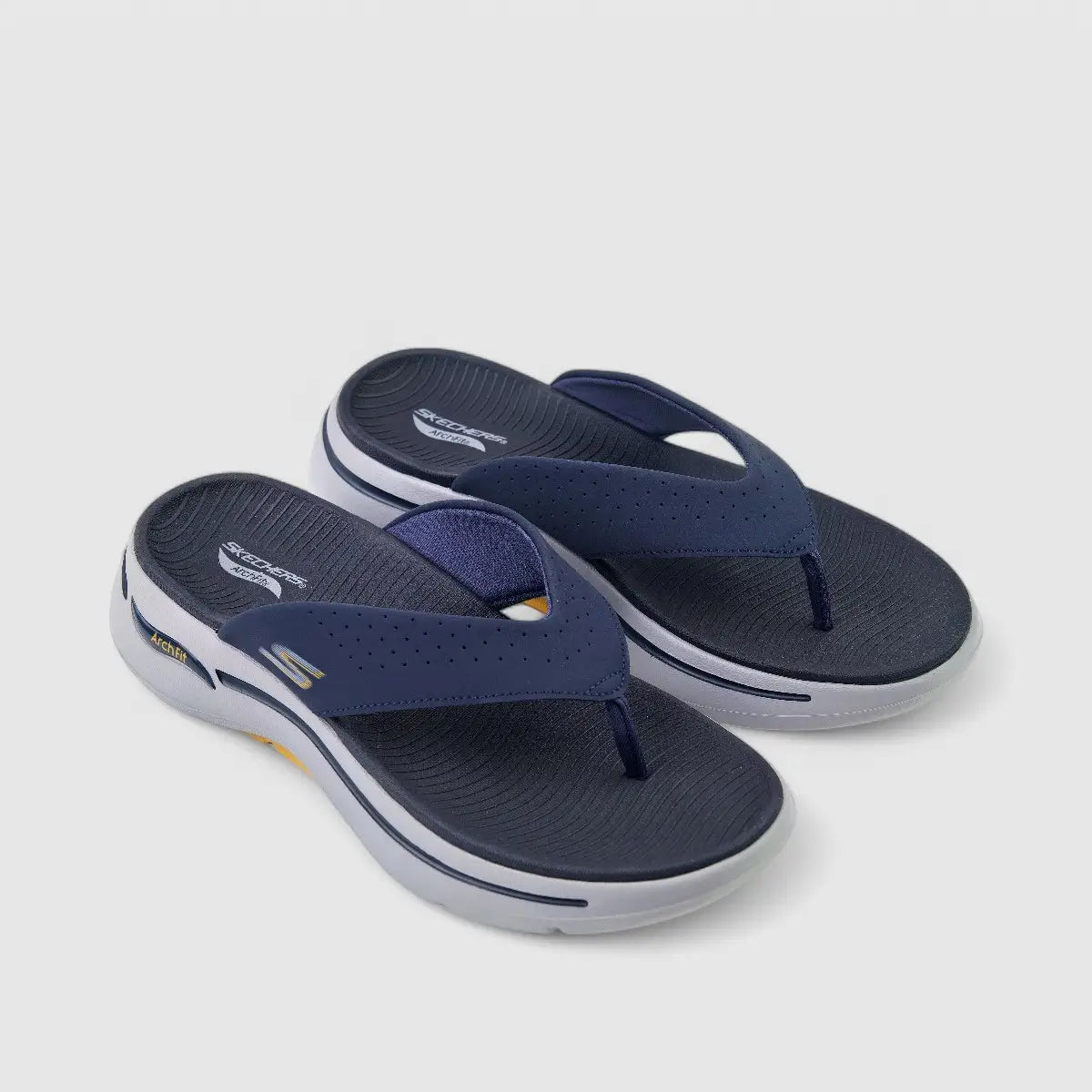 Skechers Mens Go Walk Arch Fit Navy 229063 Sandals | familyshoecentre