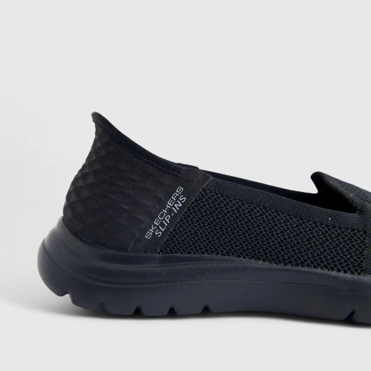 Skechers Ladies Comfort Slip Ins Sneaker Go Flex Serene  136541 Black SW110