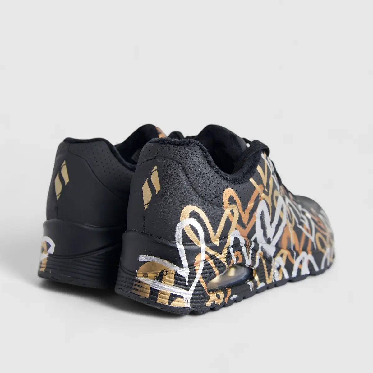 Skechers Ladies Comfort Sneaker Uno 155523 Black Gold SW128