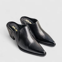 Sofia Mare Ladies Leather Cowboy Mule 11800 Black SF73