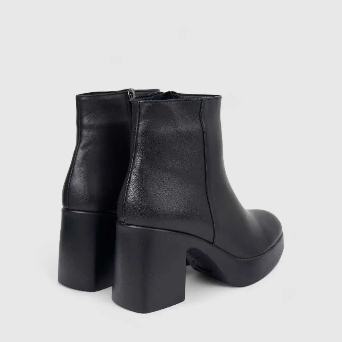 Sofia Mare Ladies Leather Ankle Boot With Block Heel 11079 Black SB85